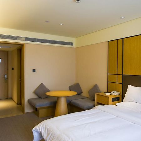 Ji Hotel Shanghai Hongqiao Jinhui Road Экстерьер фото